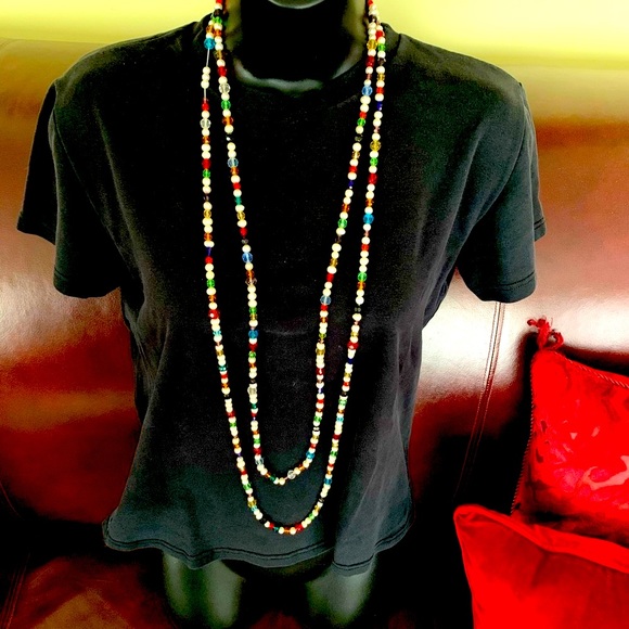 Extra Long 4 strands Knot Pearl necklace with Boho style multiple colored beads - Picture 9 of 11